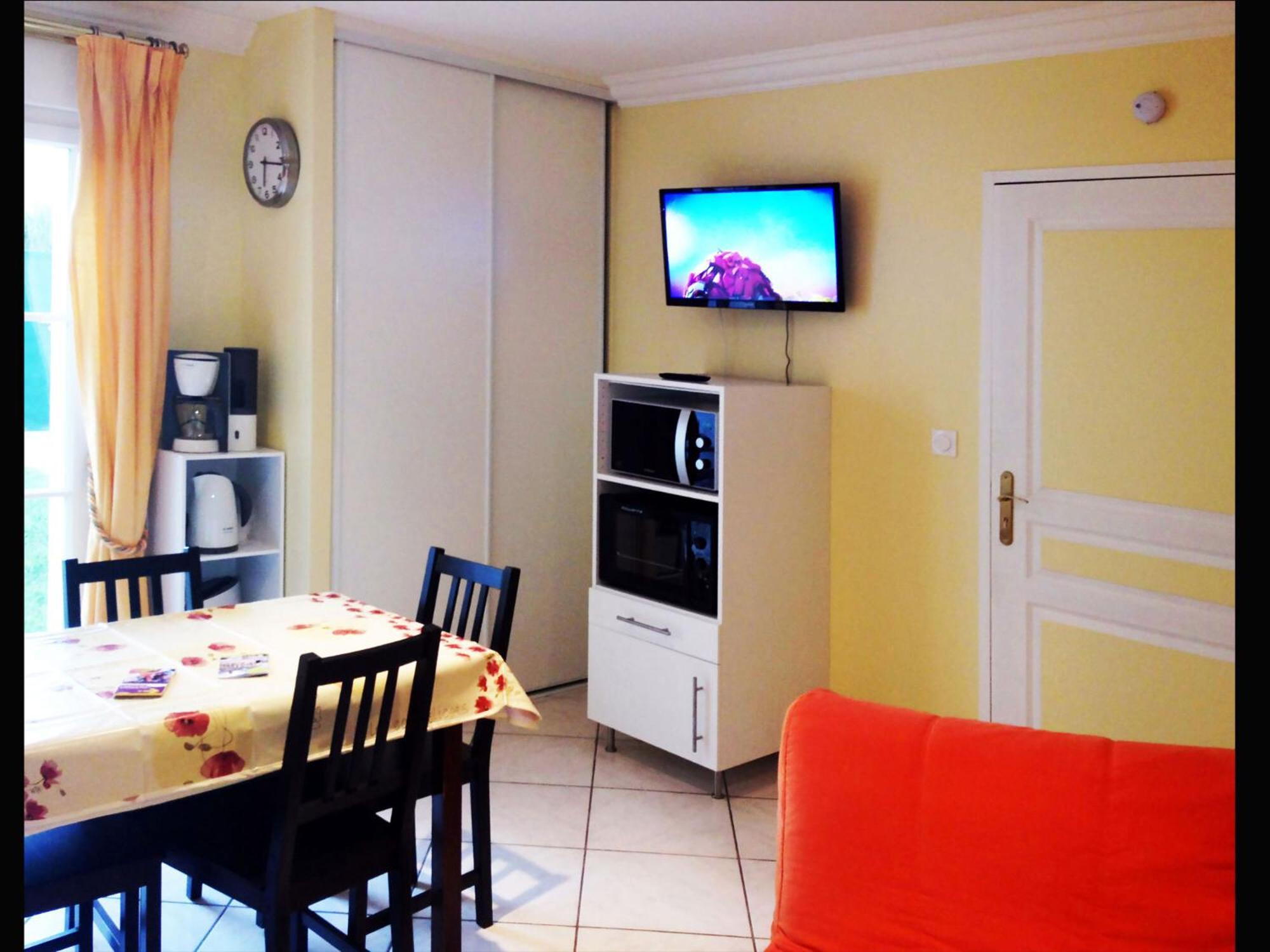 Les Agapanthes La Riche Apartment Room photo