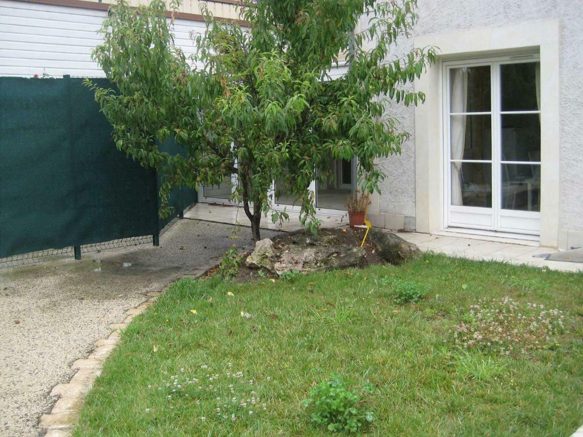 Les Agapanthes La Riche Apartment Exterior photo